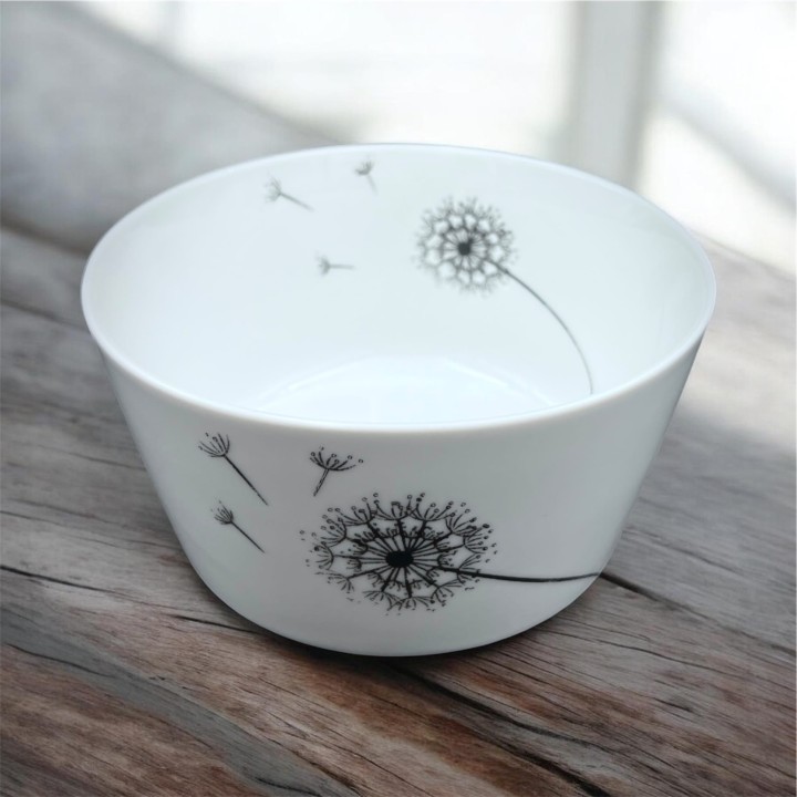 porcelanowa salaterka dmuchawce.JPG