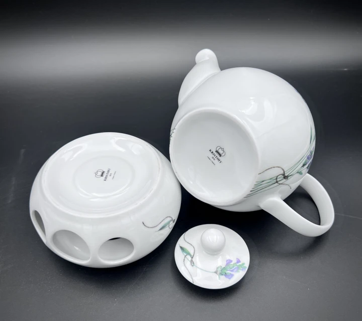 czajnik porcelanowy do herbaty lawenda