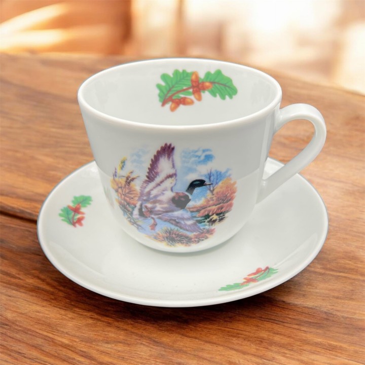 Porcelanowa filiżanka do kawy z motywem myśliwskim