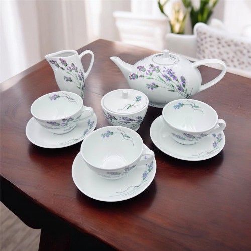 porcelanowy zestaw do herbaty.JPG