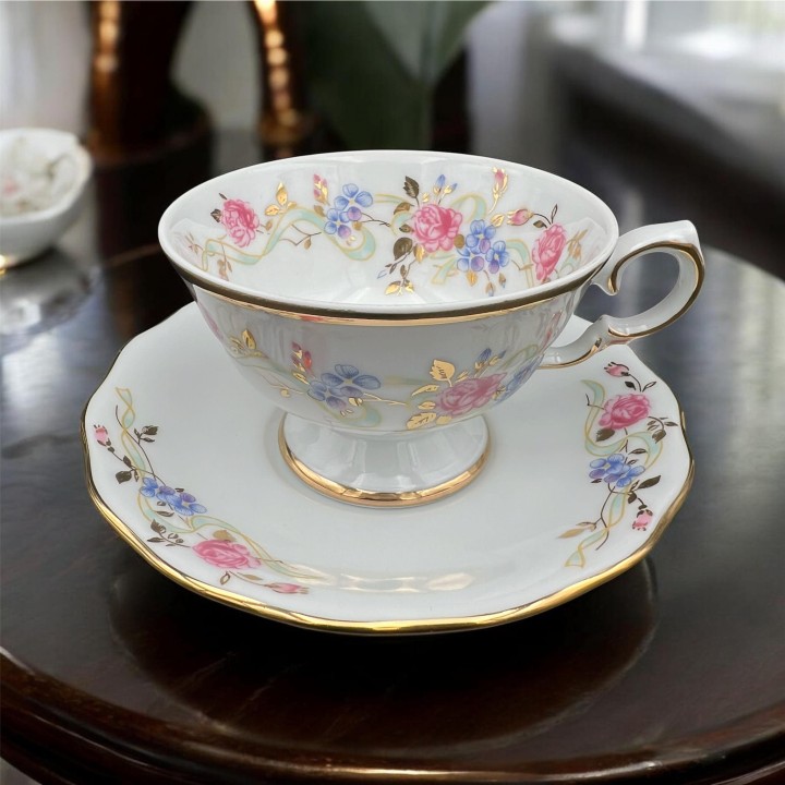 porcelanowa filizanka do kawy flower 150 ml 2.JPG