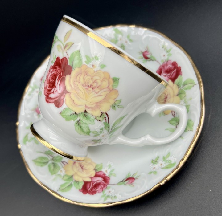 filizanka do kawy porcelana kristoff róże 1.jpg