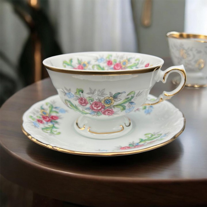 duża porcelanowa filizanka do herbaty 1.jpg