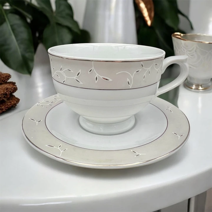 porcelanowa filiżanka do kawy 4.JPG