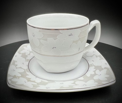 filiżanka do kawy Afrodyta porcelana Wałbrzych.jpg