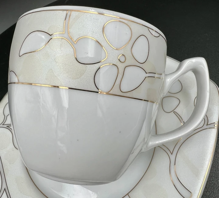 filiżanka do kawy Atena porcelana Wałbrzych.jpg
