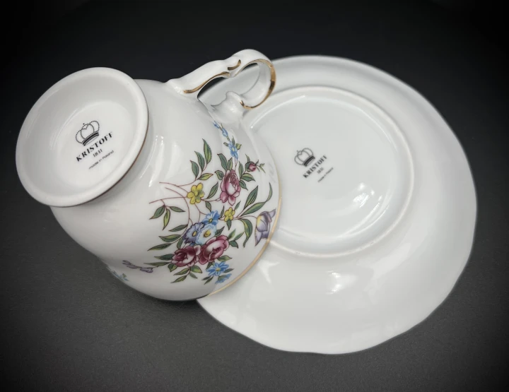 porcelanowa filiżanka do kawy