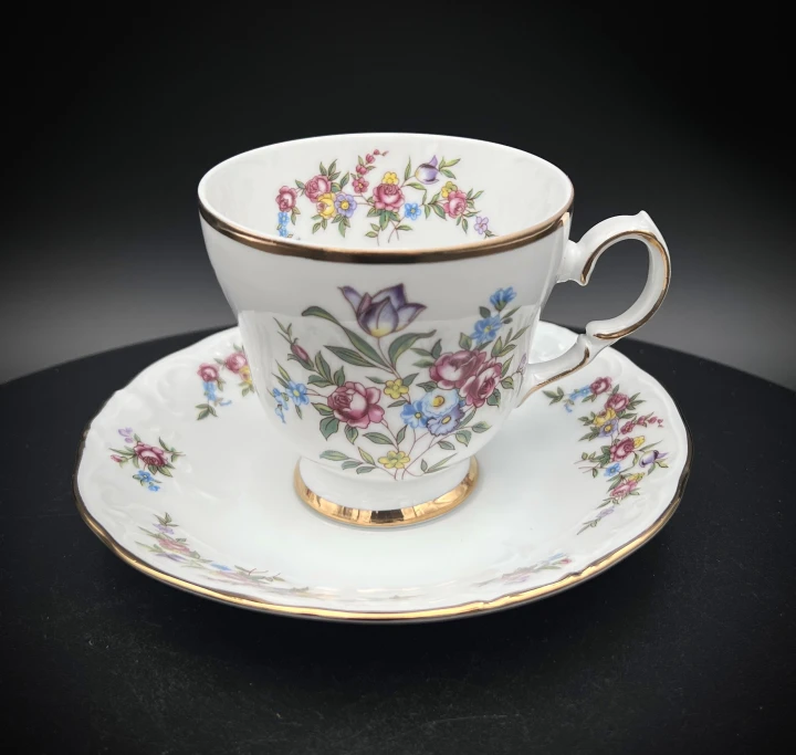 porcelanowa filiżanka do kawy