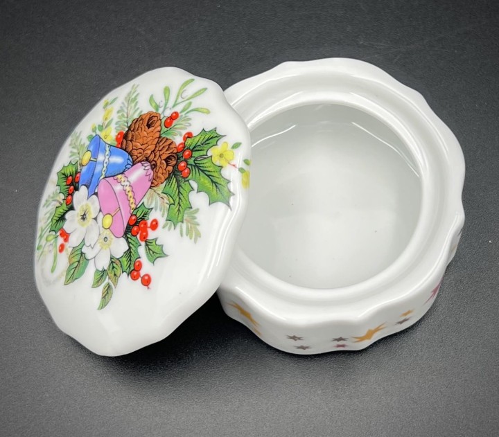 porcelanowa szkatułka porcelana Kristoff