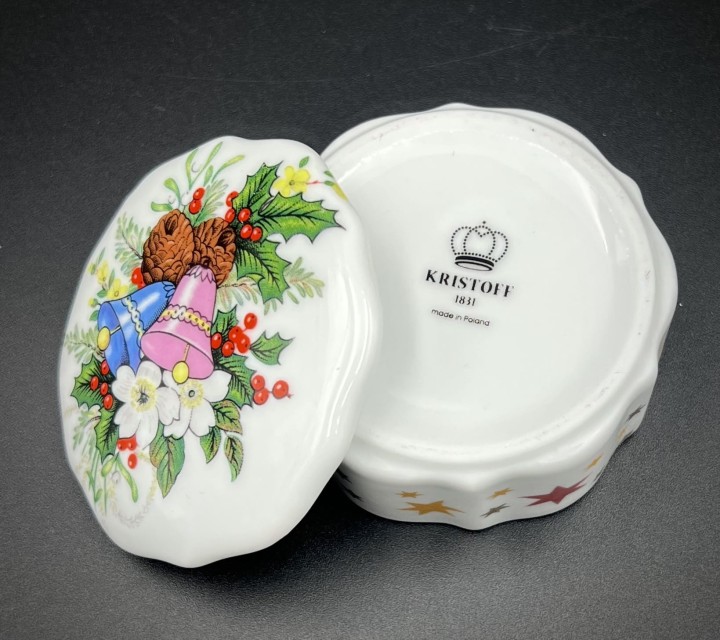 porcelanowa szkatułka porcelana Kristoff 1