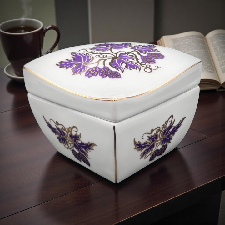 Bombonierka poorcelana Kristoff Wałbrzych 11