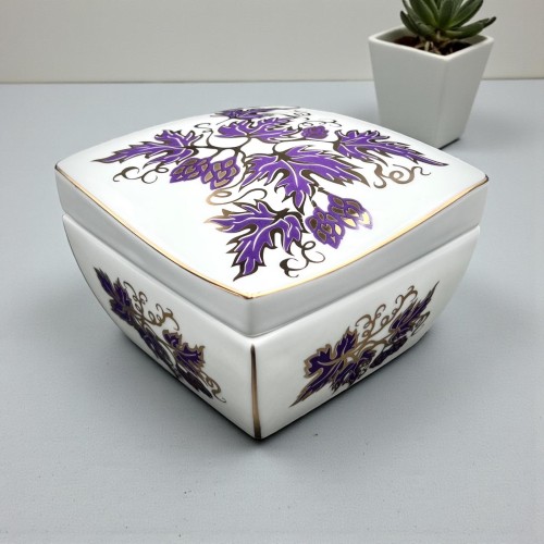 Bombonierka poorcelana Kristoff Wałbrzych 13