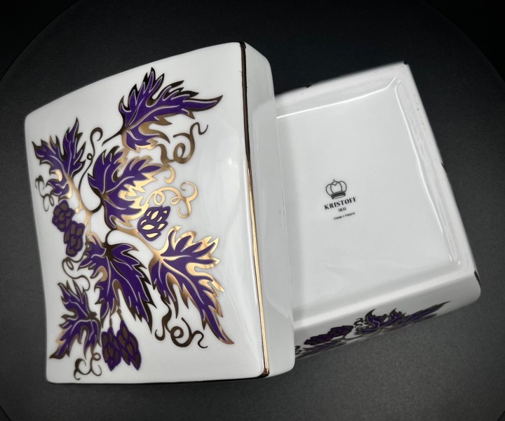 Bombonierka poorcelana Kristoff Wałbrzych 17